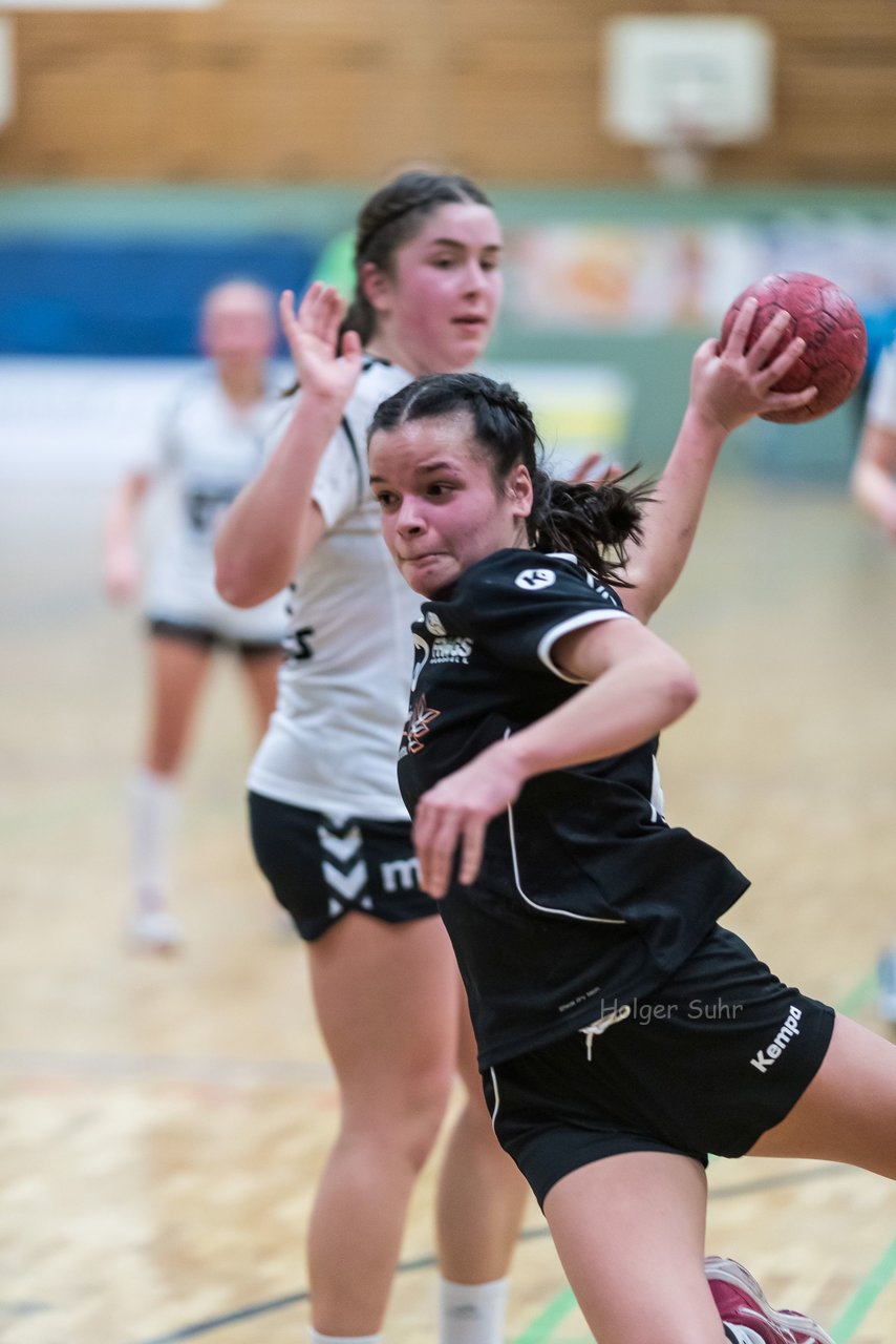 Bild 199 - A-Juniorinnen SVHU - HSG Eider Harde : Ergebnis: 36:28